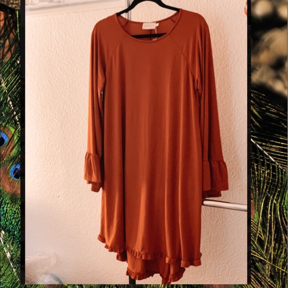 Tops - *SOLD* High Low Tunic